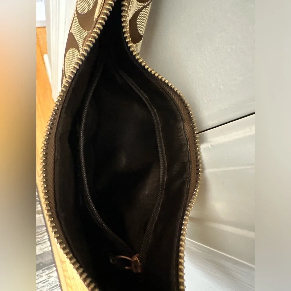 Coach Vintage Y2K Brown Signature Hobo Demi with Leather Corners H0768-11371